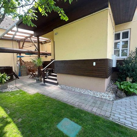 Abigel Vendeghaz Keszthely Villa Екстериор снимка