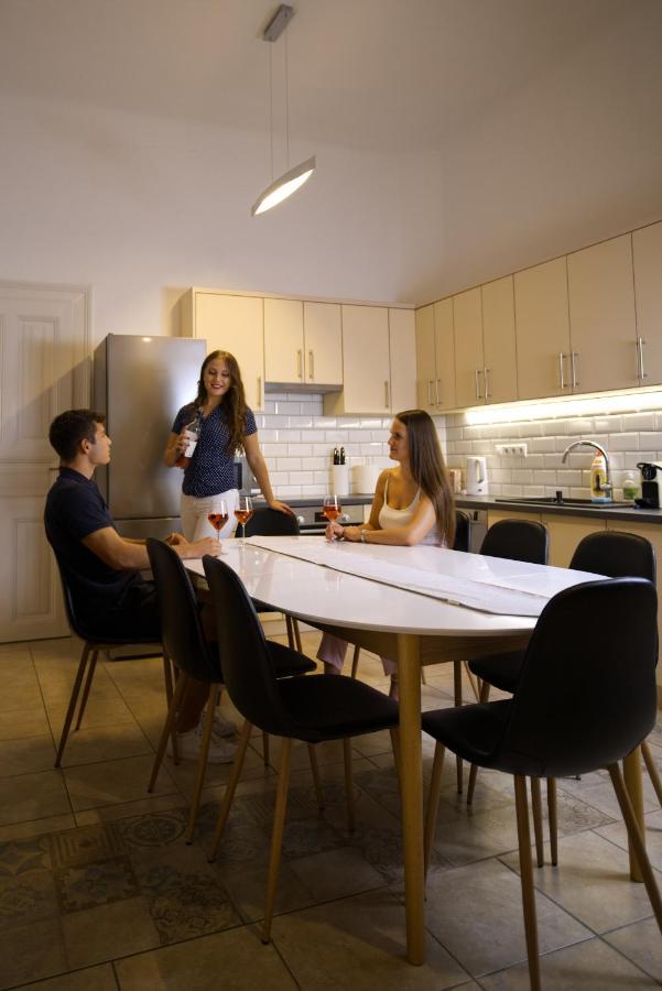 Abigel Vendeghaz Keszthely Villa Екстериор снимка