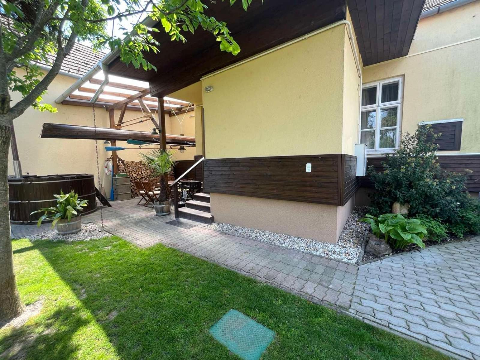 Abigel Vendeghaz Keszthely Villa Екстериор снимка