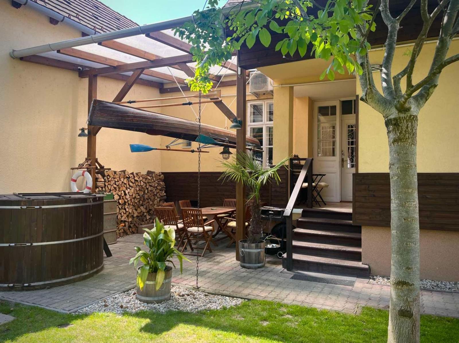 Abigel Vendeghaz Keszthely Villa Екстериор снимка
