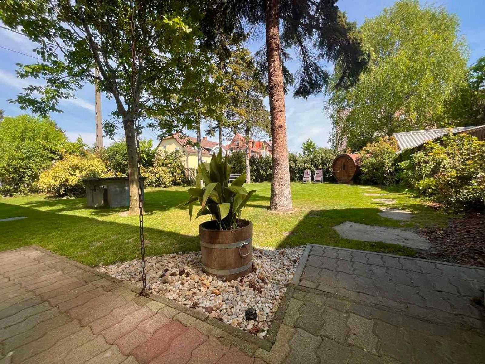 Abigel Vendeghaz Keszthely Villa Екстериор снимка